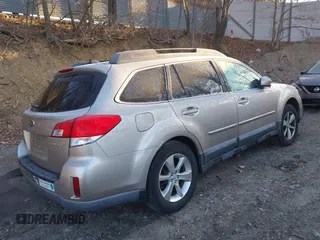 2014 Subaru Outback Limited with VIN 4S4BRCLC0E3225638, listed as a IAAI auction lot 41897375 with 118,155 mi miles and . Bid and sale history available at DreamBid. Image 4.