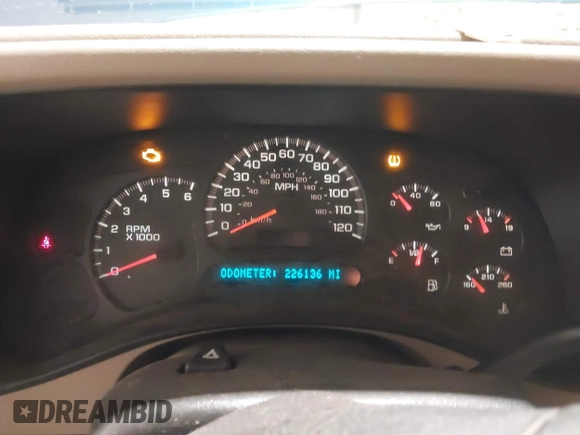 2005 Chevrolet Suburban Z71 with VIN 3GNFK16Z15G279856, listed as a IAAI auction lot 41605091 with 226,136 mi miles and . Bid and sale history available at DreamBid. Image 7.
