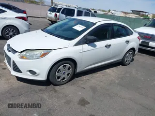 2012 Ford Focus S with VIN 1FAHP3E2XCL318419, listed as a IAAI auction lot 41981384 with 110,618 mi miles and . Bid and sale history available at DreamBid. Image 2.