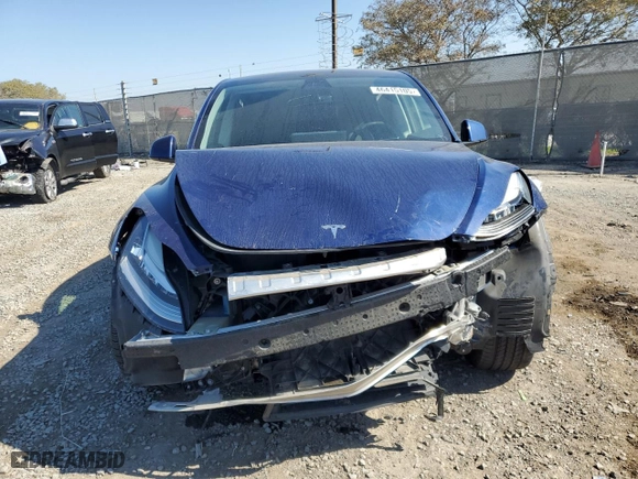 2021 Tesla Model Y Long Range with VIN 5YJYGAEE3MF231751, listed as a Copart auction lot 46415105 with 78,172 mi miles and Salvage Title. Bid and sale history available at carsss.com. Image 5.