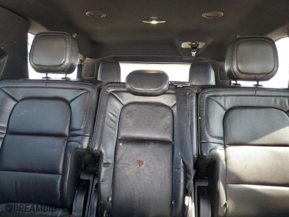 2019 Lincoln Navigator L Reserve with VIN 5LMJJ3LT2KEL04471, listed as a Copart auction lot 69674044 with 55,271 mi miles and Salvage Title. Bid and sale history available at carsss.com. Image 10.