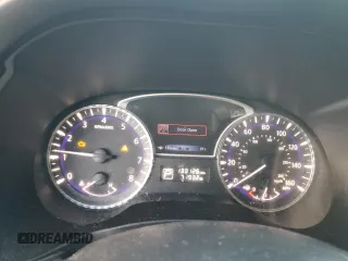 2013 Infiniti JX35 with VIN 5N1AL0MM1DC306035, listed as a Copart auction lot 47924065 with 133,126 mi miles and Salvage Title. Bid and sale history available at DreamBid. Image 9.