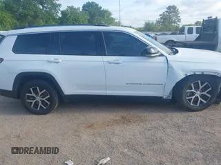 2023 Jeep Grand Cherokee Limited with VIN 1C4RJJBGXP8843705, listed as a IAAI auction lot 42013693 with 40,071 mi miles and . Bid and sale history available at DreamBid. Image 13.