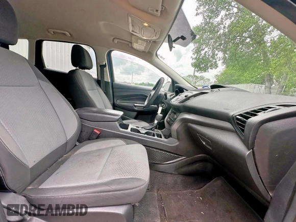 2017 Ford Escape SE with VIN 1FMCU0GD5HUD23115, listed as a Copart auction lot 55538605 with 140,633 mi miles and Clean Title. Bid and sale history available at carsss.com. Image 5.