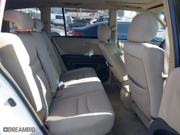 2001 Toyota Highlander with VIN JTEGF21A410020197, listed as a IAAI auction lot 41174592 with 178,271 mi miles. Bid and sale history available at carsss.com. Image 8.