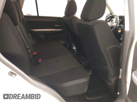 2006 Suzuki Grand Vitara Premium with VIN JS3TD943664100584, listed as a IAAI auction lot 41453129 with 159,220 mi miles and . Bid and sale history available at DreamBid. Image 8.