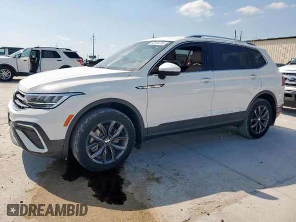 2022 Volkswagen Tiguan SE with VIN 3VV3B7AX8NM162220, listed as a Copart auction lot 52112375 with 44,315 mi miles and Clean title. Bid and sale history available at DreamBid. Image 1.