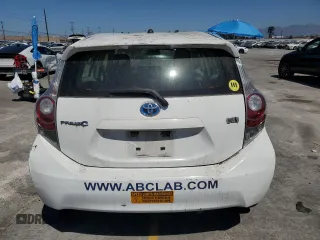 2013 Toyota Prius One with VIN JTDKDTB32D1547938, listed as a Copart auction lot 56397535 with 273,266 mi miles and Clean Title. Bid and sale history available at DreamBid. Image 6.