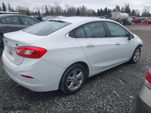 2017 Chevrolet Cruze LT with VIN 1G1BH5SE2H7247474, listed as a IAAI auction lot 41625478 with 113,023 mi miles. Bid and sale history available at carsss.com. Image 4.