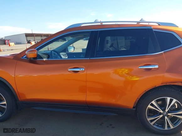 2020 Nissan Rogue SV with VIN JN8AT2MV6LW104334, listed as a IAAI auction lot 41699036 with 41,322 mi miles. Bid and sale history available at carsss.com. Image 14.