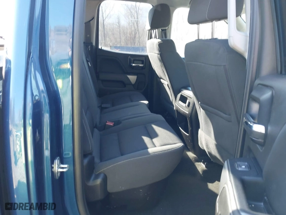 2018 Chevrolet Silverado 1500 LT with VIN 1GCVKRECXJZ240967, listed as a IAAI auction lot 41652784 with 92,395 mi miles. Bid and sale history available at carsss.com. Image 8.