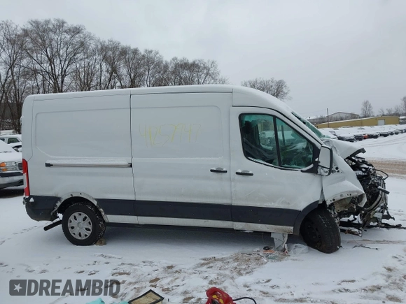2021 Ford Transit Cargo with VIN 1FTBR1C87MKA51317, listed as a IAAI auction lot 41257947 with 62,000 mi miles and . Bid and sale history available at DreamBid. Image 13.
