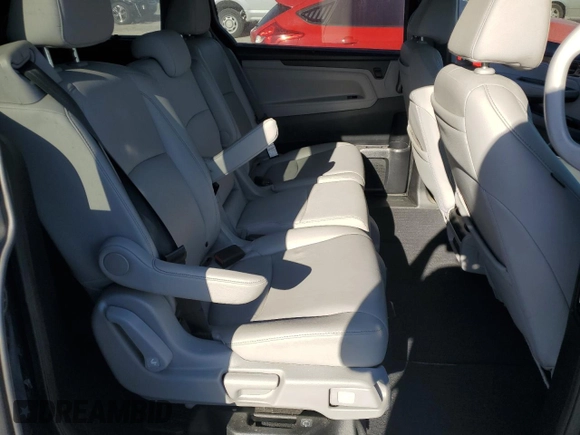 2022 Honda Odyssey Touring with VIN 5FNRL6H82NB039189, listed as a Copart auction lot 48883375 with 63,770 mi miles and Salvage Title. Bid and sale history available at DreamBid. Image 11.