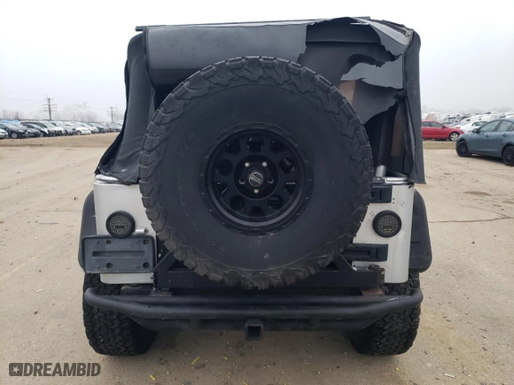 2005 Jeep Wrangler X with VIN 1J4FA39S45P375718, listed as a Copart auction lot 48148065 with 101,917 mi miles and Salvage Title. Bid and sale history available at carsss.com. Image 6.