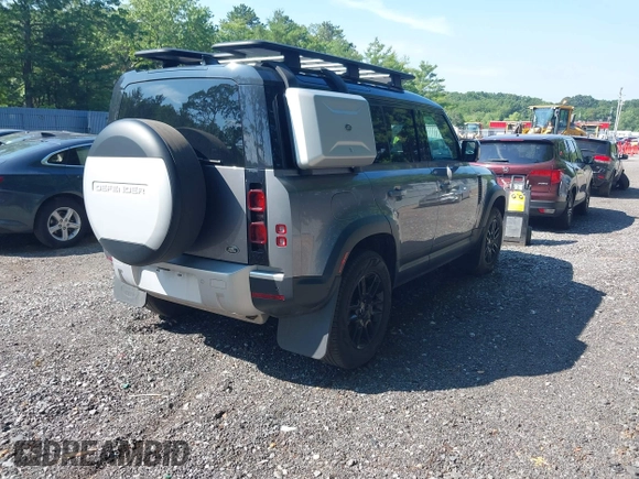 2023 Land Rover Defender S z VIN SALEJ7EXXP2205706, wystawiony jako IAAI lot #42605757 z przebiegiem 7 538 mil mil oraz . Historia ofert i sprzedaży dostępna na DreamBid. Obrazek 4.