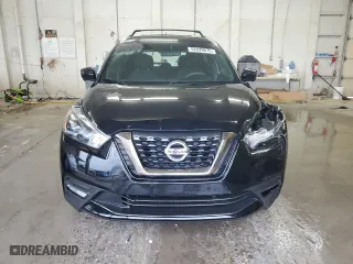 2019 Nissan Kicks S with VIN 3N1CP5CU1KL562339, listed as a Copart auction lot 52029675 with 74,497 mi miles and Salvage Title. Bid and sale history available at carsss.com. Image 5.
