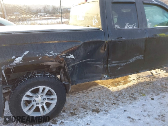 2014 Chevrolet Silverado 1500 LT with VIN 1GCVKREC3EZ168855, listed as a IAAI auction lot 41373740 with 150,659 mi miles and . Bid and sale history available at DreamBid. Image 6.