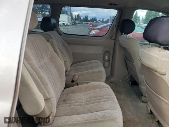 1999 Toyota Sienna LE with VIN 4T3ZF13C0XU133039, listed as a Copart auction lot 51162645 with 182,318 mi miles and Salvage Title. Bid and sale history available at carsss.com. Image 11.