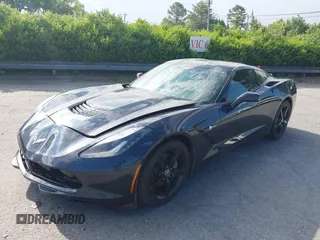 2015 Chevrolet Corvette 1LT z VIN 1G1YB2D74F5103152, wystawiony jako IAAI lot #42206302 z przebiegiem 50 260 mil mil oraz . Historia ofert i sprzedaży dostępna na DreamBid. Obrazek 2.
