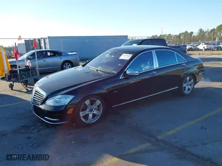 2012 Mercedes-Benz S-Class S 550 with VIN WDDNG7DB9CA461272, listed as a IAAI auction lot 41376537 with 77,138 mi miles. Bid and sale history available at carsss.com. Image 17.