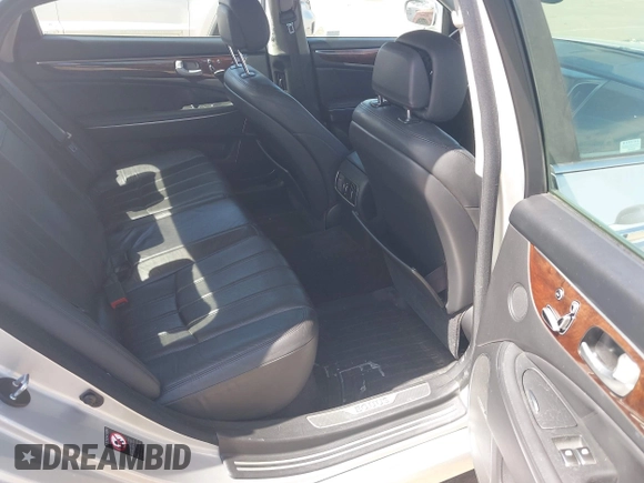 2012 Hyundai Equus Signature с VIN KMHGH4JH0CU052823, выставлен на аукционе IAAI как лот 42672112 с пробегом 155 363 миль миль и . История ставок и продаж доступна на DreamBid. Изображение 8.