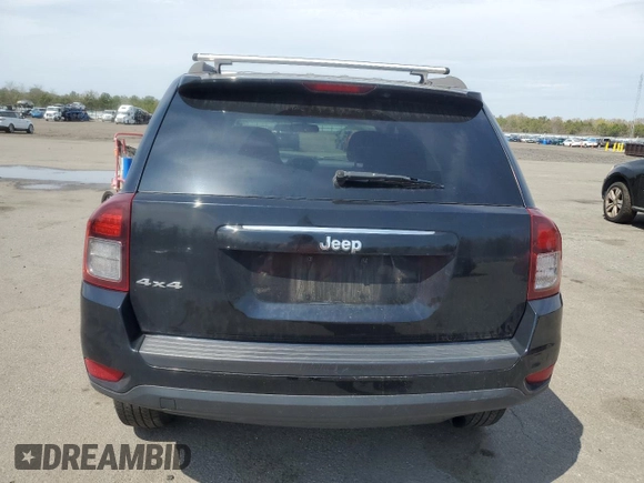 2015 Jeep Compass Sport with VIN 1C4NJDBB5FD130589, listed as a Copart auction lot 55213215 with 190,294 mi miles and Clean Title. Bid and sale history available at carsss.com. Image 6.