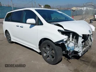 2016 Toyota Sienna SE с VIN 5TDXK3DC0GS702003, выставлен на аукционе IAAI как лот 41957604 с пробегом 41 409 миль миль и . История ставок и продаж доступна на DreamBid. Изображение 1.