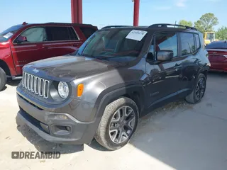 2018 Jeep Renegade Latitude with VIN ZACCJABB5JPG86563, listed as a IAAI auction lot 42109270 with 185,540 mi miles. Bid and sale history available at carsss.com. Image 2.