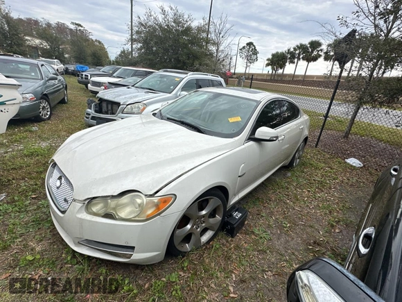2009 Jaguar XF with VIN SAJWA07C491R36719, listed as a Copart auction lot 89379805 with 101,949 mi miles and Clean Title. Bid and sale history available at DreamBid. Image 2.