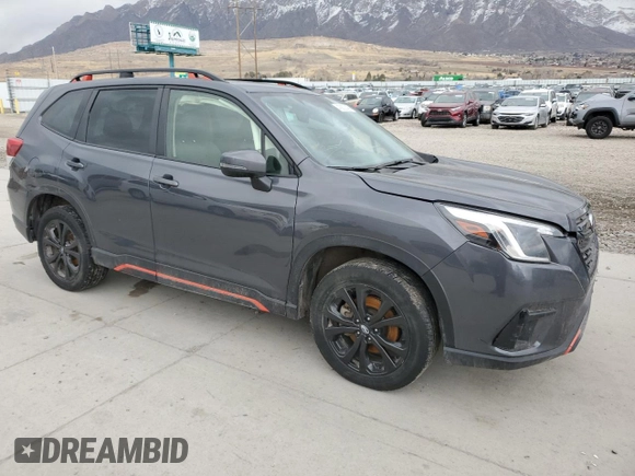 2022 Subaru Forester Sport with VIN JF2SKAJC1NH493425, listed as a Copart auction lot 43802145 with 112,905 mi miles and Salvage Title. Bid and sale history available at carsss.com. Image 4.