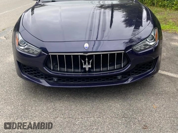 2018 Maserati Ghibli S Q4 GranLusso with VIN ZAM57YTL2J1270859, listed as a Copart auction lot 53960495 with 34,164 mi miles and Clean Title. Bid and sale history available at carsss.com. Image 4.