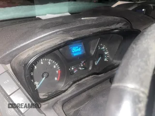 2017 Ford Transit z VIN 1FTYR2CM9HKB03159, wystawiony jako Copart lot #45382925 z przebiegiem 184 427 mil mil oraz Czysty tytuł • Clean title. Historia ofert i sprzedaży dostępna na DreamBid. Obrazek 9.