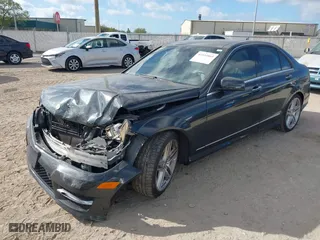 2013 Mercedes-Benz C-Class C 250 Sport with VIN WDDGF4HB1DA809586, listed as a IAAI auction lot 41833065 with 101,517 mi miles. Bid and sale history available at carsss.com. Image 18.