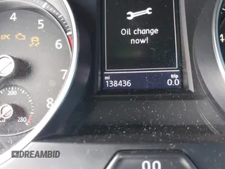 2015 Volkswagen GTI S z VIN 3VW5T7AU3FM019247, wystawiony jako IAAI lot #42374418 z przebiegiem 138 436 mil mil oraz . Historia ofert i sprzedaży dostępna na DreamBid. Obrazek 15.