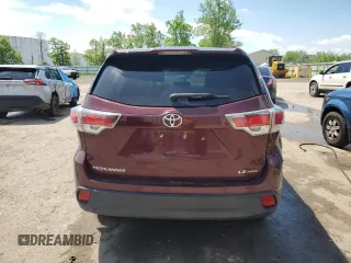 2015 Toyota Highlander LE z VIN 5TDBKRFH7FS117973, wystawiony jako Copart lot #58631385 z przebiegiem 102 642 mil mil oraz Szkoda całkowita • Salvage title. Historia ofert i sprzedaży dostępna na DreamBid. Obrazek 6.