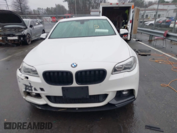 2014 BMW 5 Series 535d with VIN WBAXA5C58ED690612, listed as a IAAI auction lot 41570616 with 95,124 mi miles and . Bid and sale history available at carsss.com. Image 13.