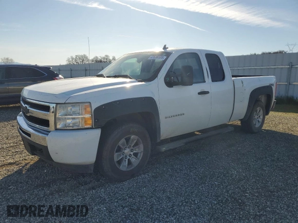 2010 Chevrolet Silverado 1500 LS with VIN 1GCSKREA5AZ245740, listed as a Copart auction lot 47038335 with 163,599 mi miles and Salvage Title. Bid and sale history available at DreamBid. Image 1.