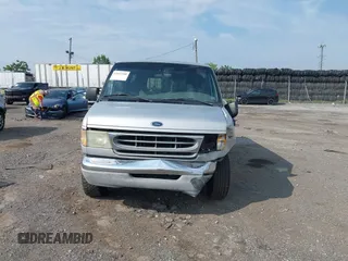 2002 Ford Econoline Passenger XL с VIN 1FBSS31L22HB33221, выставлен на аукционе IAAI как лот 42613580 с пробегом 196 057 миль миль и . История ставок и продаж доступна на DreamBid. Изображение 12.