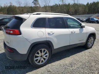 2017 Jeep Cherokee Limited with VIN 1C4PJLDB2HW516457, listed as a Copart auction lot 50486675 with 106,263 mi miles and Salvage Title. Bid and sale history available at carsss.com. Image 3.
