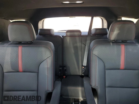 2024 Chevrolet Traverse AWD RS с VIN 1GNEVLKS9RJ166460, выставлен на аукционе Copart как лот 57914315 с пробегом 19 535 миль миль и Списание • Salvage title. История ставок и продаж доступна на DreamBid. Изображение 10.
