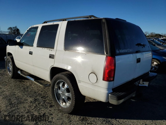 1997 GMC Yukon with VIN 1GKEK13R7VJ748007, listed as a Copart auction lot 41828585 with 209,516 mi miles and Clean Title. Bid and sale history available at carsss.com. Image 2.