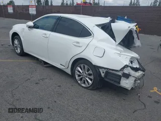 2014 Lexus ES 300h z VIN JTHBW1GG2E2050313, wystawiony jako IAAI lot #42145939 z przebiegiem 114 143 mil mil oraz . Historia ofert i sprzedaży dostępna na DreamBid. Obrazek 3.