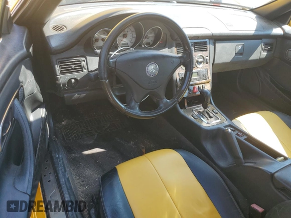 2001 Mercedes-Benz SLK 230/320 with VIN WDBKK65F61F191519, listed as a Copart auction lot 59205425 with 159,403 mi miles and Clean title. Bid and sale history available at DreamBid. Image 8.