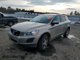 2013 Volvo XC60 T6 with VIN YV4902DZ6D2387012, listed as a Copart auction lot 45647295 with 0 mi miles and Salvage Title. Bid and sale history available at carsss.com. Image 1.