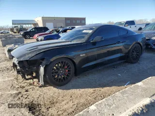 2015 Ford Mustang GT z VIN 1FA6P8CF6F5391595, wystawiony jako Copart lot #47004585 z przebiegiem 111 448 mil mil oraz Szkody całkowita. Historia ofert i sprzedaży dostępna na DreamBid. Obrazek 1.