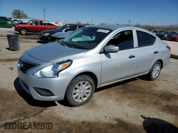 2017 Nissan Versa S z VIN 3N1CN7AP1HL887077, wystawiony jako Copart lot #55360465 z przebiegiem 88 093 mil mil oraz Szkoda całkowita • Salvage title. Historia ofert i sprzedaży dostępna na DreamBid. Obrazek 1.