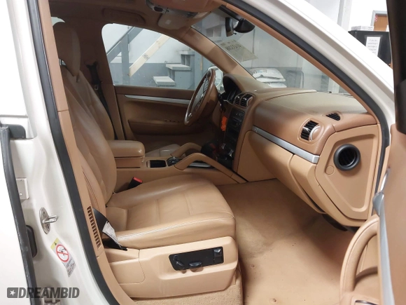2008 Porsche Cayenne with VIN WP1AA29P88LA11043, listed as a IAAI auction lot 41433208 with 167,750 mi miles. Bid and sale history available at carsss.com. Image 5.