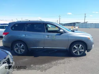 2015 Nissan Pathfinder S z VIN 5N1AR2MM7FC686768, wystawiony jako IAAI lot #41869145 z przebiegiem 150 144 mil mil oraz . Historia ofert i sprzedaży dostępna na DreamBid. Obrazek 13.