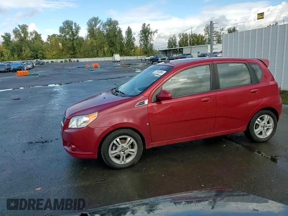 2009 Chevrolet Aveo 2LT z VIN KL1TG66E29B330570, wystawiony jako Copart lot #77913364 z przebiegiem 134 939 mil mil oraz Szkoda całkowita • Salvage title. Historia ofert i sprzedaży dostępna na DreamBid. Obrazek 10.
