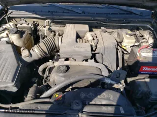 2005 Chevrolet Colorado LS Z71 with VIN 1GCDT196158230094, listed as a Copart auction lot 51837655 with 149,006 mi miles and Salvage Title. Bid and sale history available at carsss.com. Image 11.